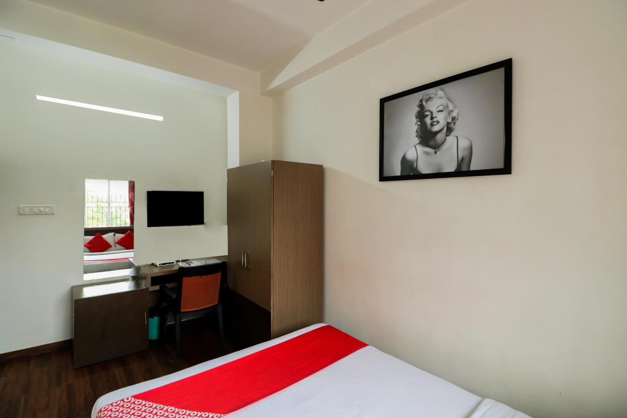 Oyo Flagship 1805 Hotel Star Delight Panchuria Eksteriør bilde