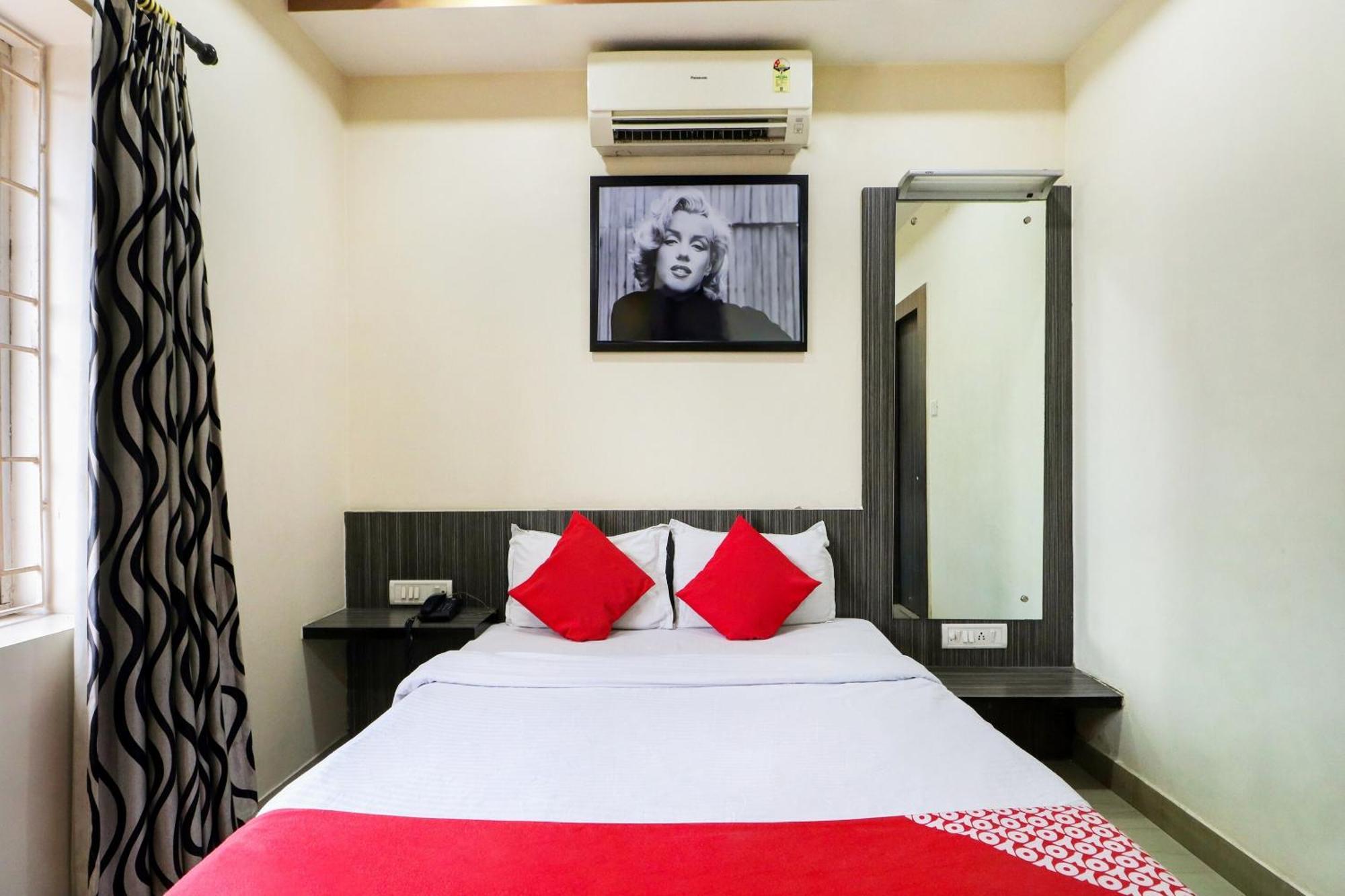 Oyo Flagship 1805 Hotel Star Delight Panchuria Eksteriør bilde