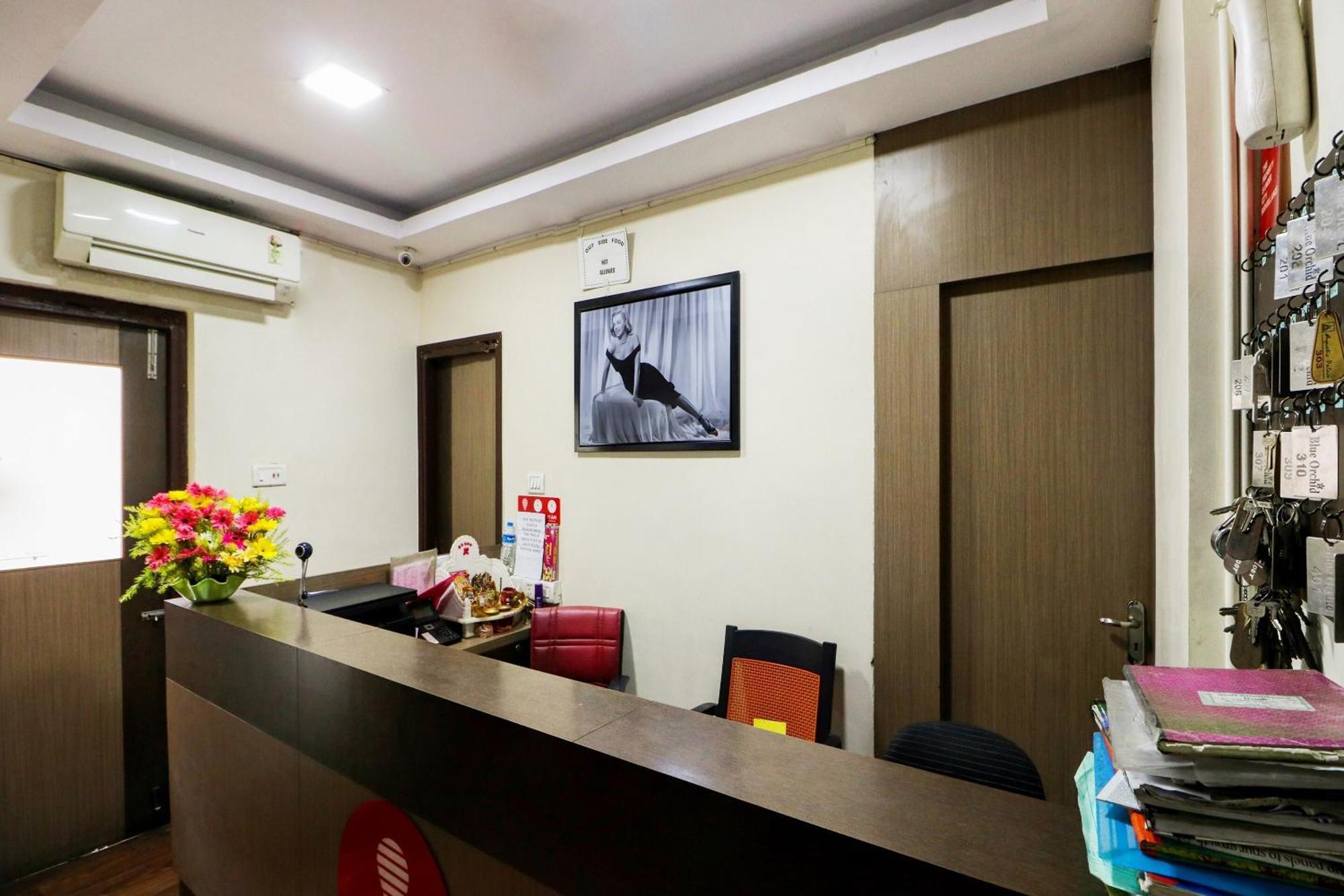 Oyo Flagship 1805 Hotel Star Delight Panchuria Eksteriør bilde