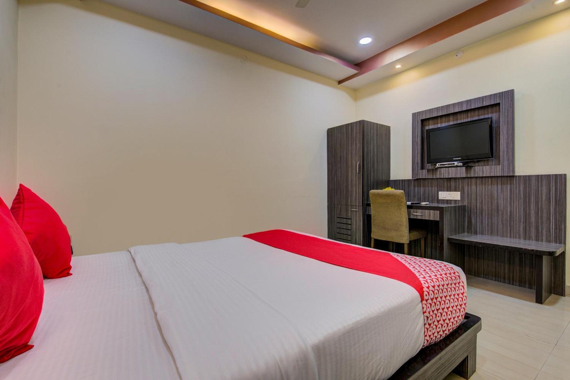 Oyo Flagship 1805 Hotel Star Delight Panchuria Eksteriør bilde